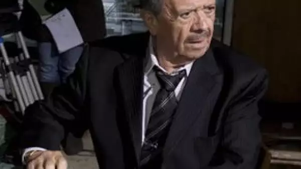 El conductor y ‘amigo de todos los niños’ participará en un capítulo de la segunda temporada de ‘Los Simuladores”, programa protagonizado por Tony Dalton y el cual se transmite por Sony.