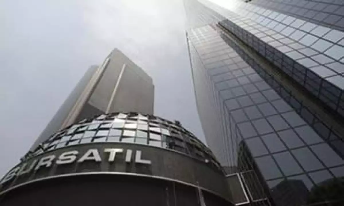 Los papeles del Grupo Financiero Banorte descendieron 3.46% a 51.11 pesos. (Foto: Reuters)