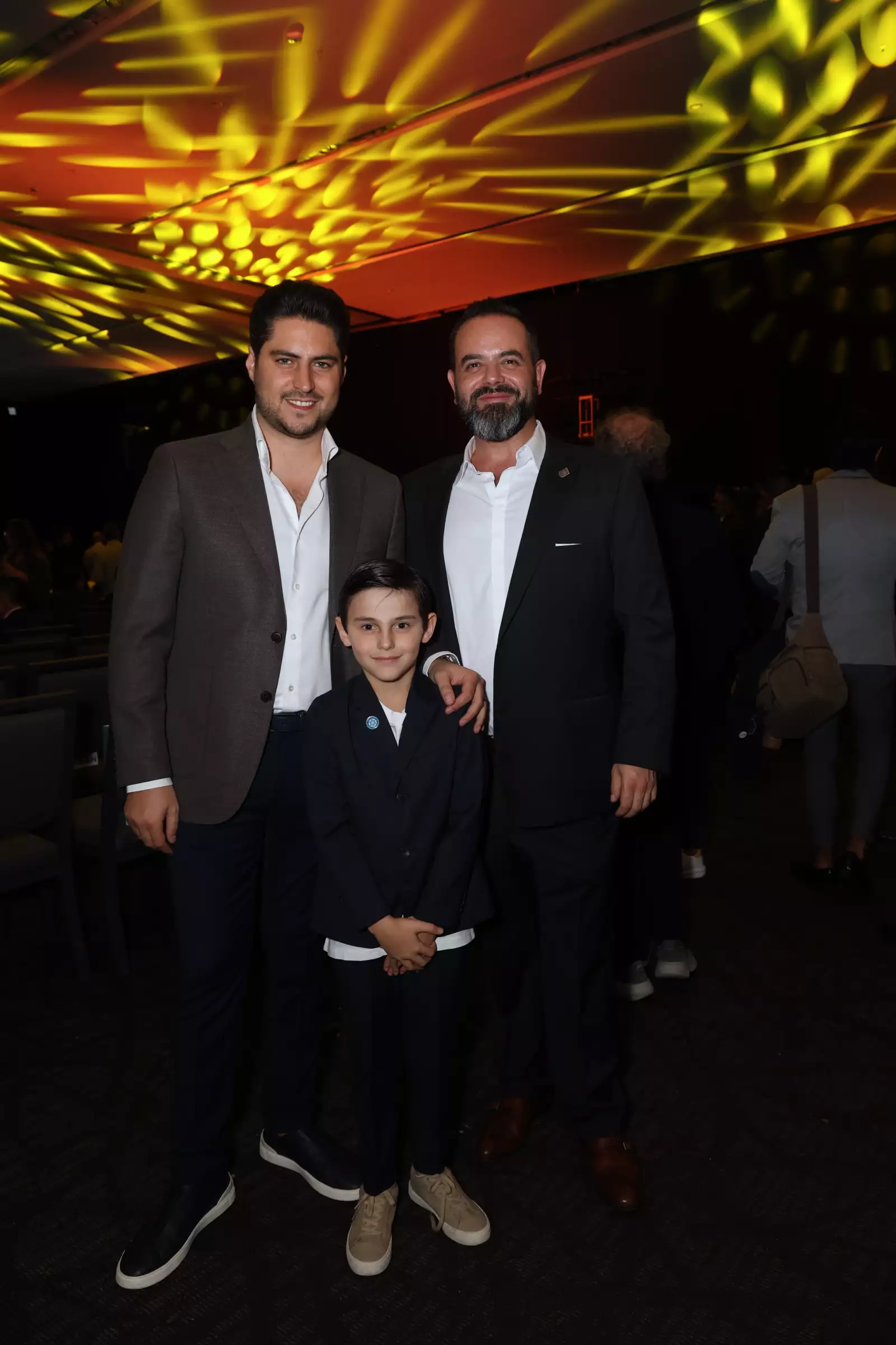 Isidoro y Rafael Zaga con Nathan Leve 