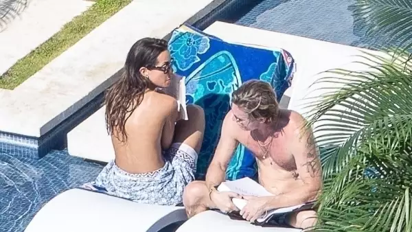 Inés de Ramon y Brad Pitt