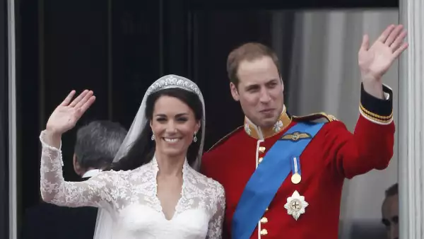 Royal Wedding - The Newlyweds Greet Wellwishers From The Buckingham Palace Balcony