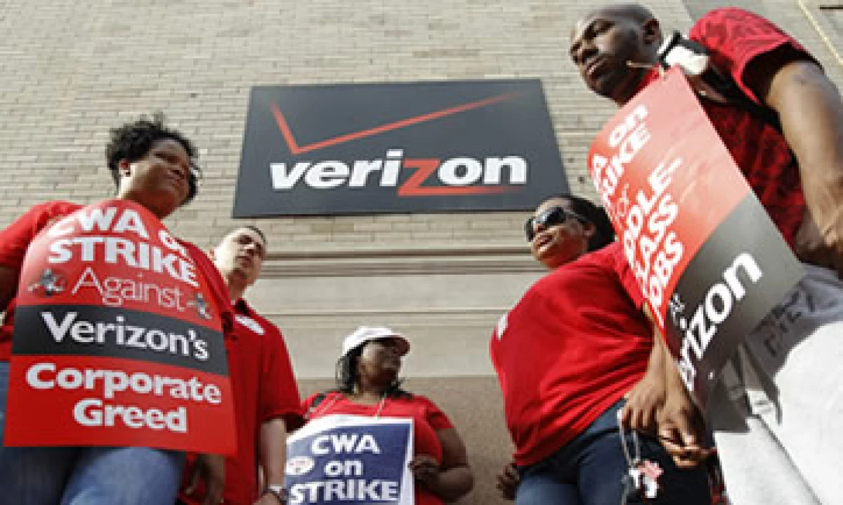 Los sabotajes contra Verizon afectaron a un departamento policial y a un hospital, entre otros, según su vocero. (Foto: AP)