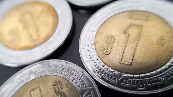 peso y dolar