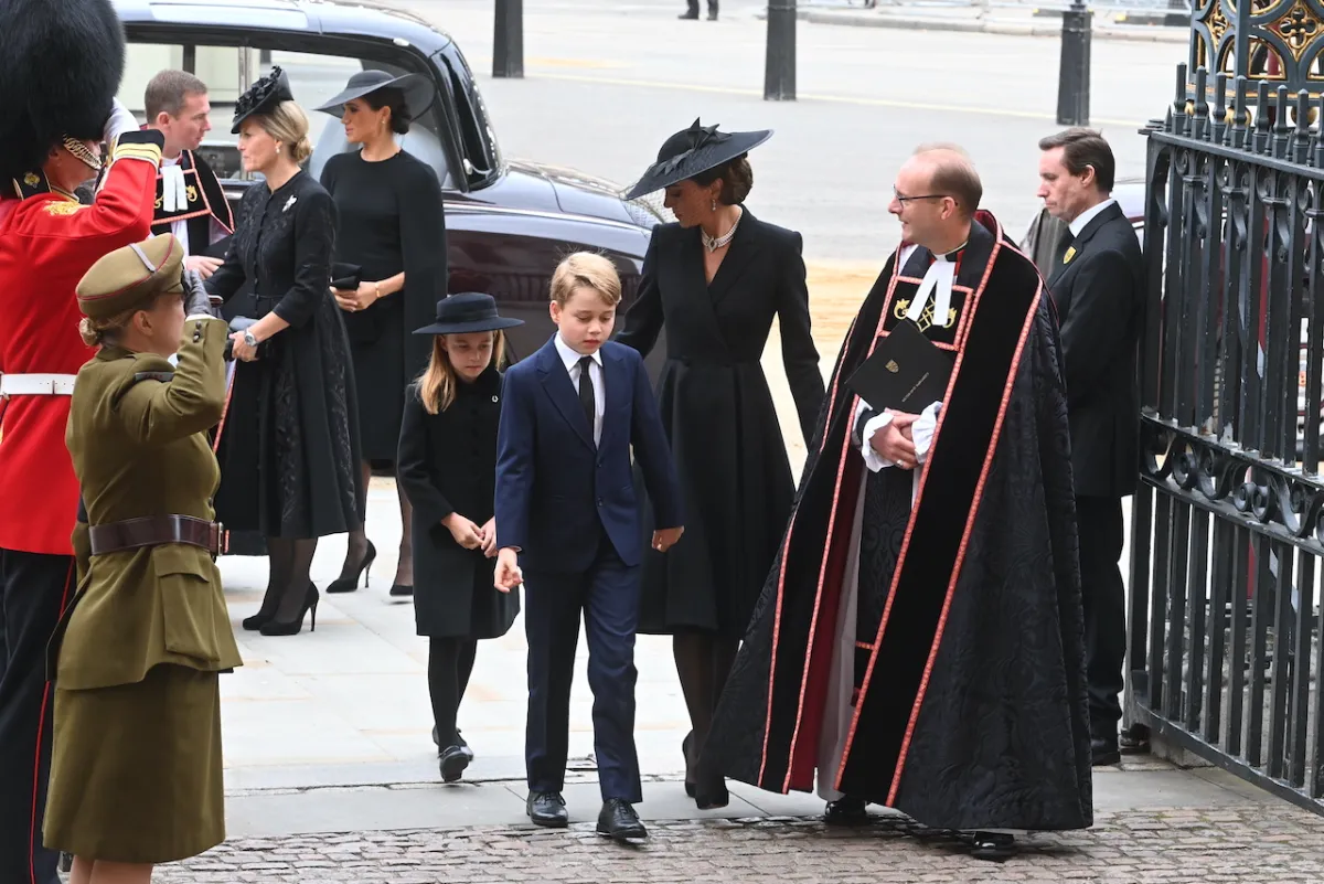 Princesa Charlotte, principe George y princesa Kate de Gales