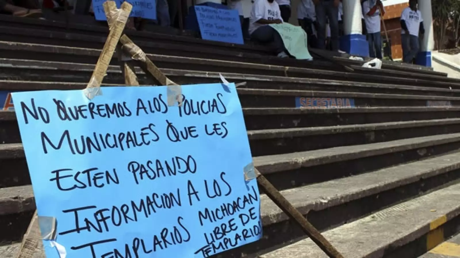 protesta contra los caballeros templarios en michoacan