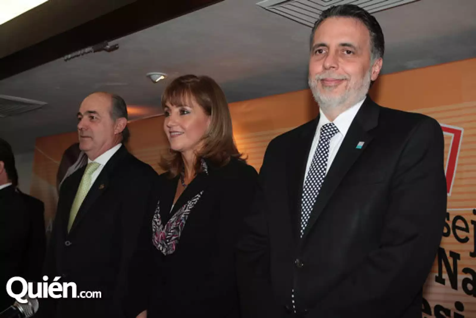 Manuel Gutierrez,Gloria Guevara,Bruno Ferrari