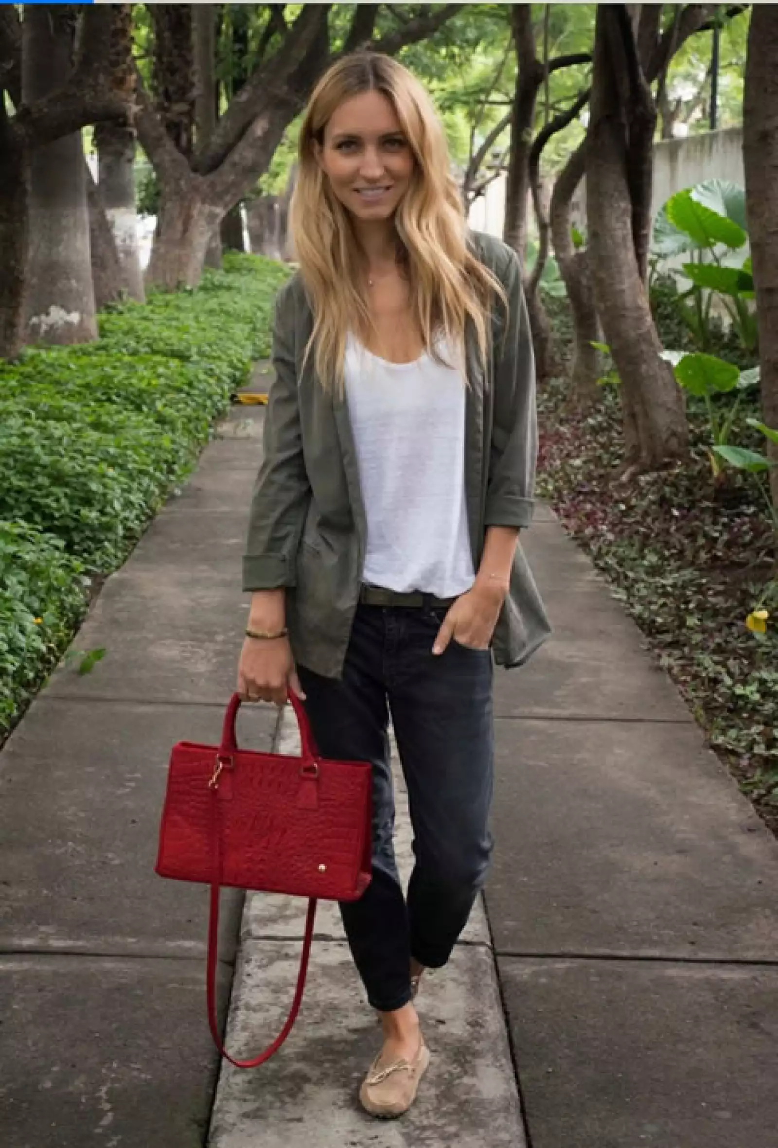 Oriana Rodriguez: además de estar cada vez más guapa, es una diseñadora exitosa, tiene una marca de bolsas de piel que lleva su nombre, sus bolsas se venden en todo México y Europa.