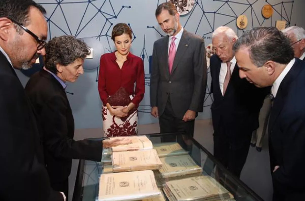 Durante su visita estuvieron acompañados por José Ramón Narro Robles, rector de la UNAM.