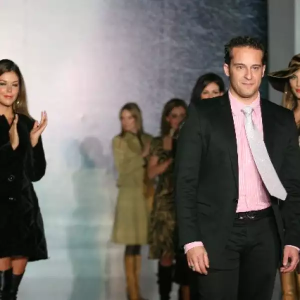 Pasarela Pierre Christine.