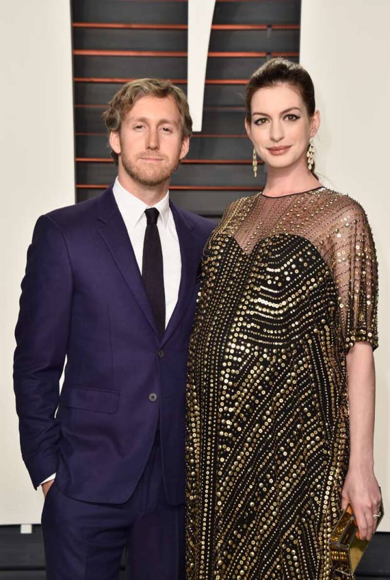 Anne y Adam le dieron la bienvenida a su primer bebé. Esta fue su última aparición en el afterparty de los Oscar 2016.