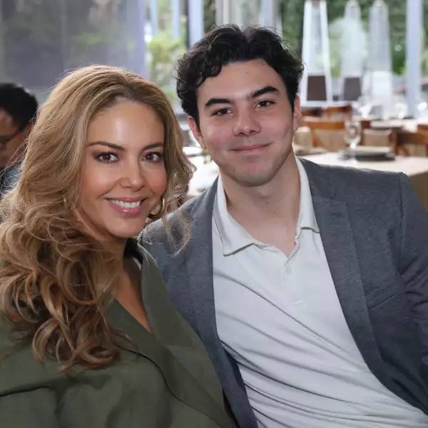 Amina Blancarte y Leonardo Juárez