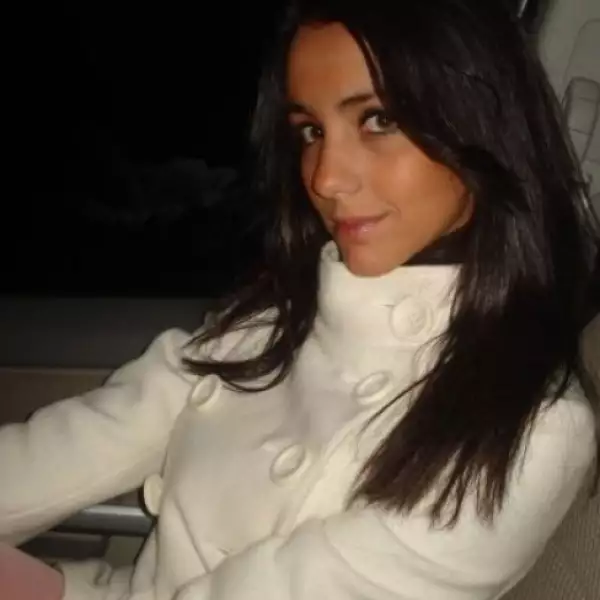 Admira a su hermana Michelle.