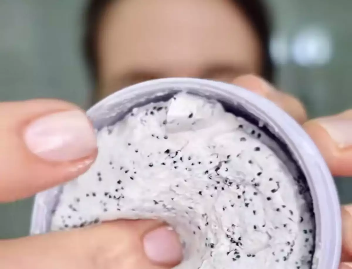 Piel joven, productos de adultos: TikTok desata la moda del skincare adolescente en México y preocupa a dermatólogos