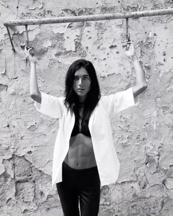 La novia de Alejandro Fernández presumió orgullosa una fotografía en la que queda en evidencia el trabajo y empeño que ha puesto en su cuerpo.