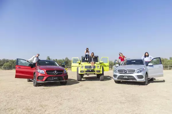 Dinner in the Sky She's Mercedes