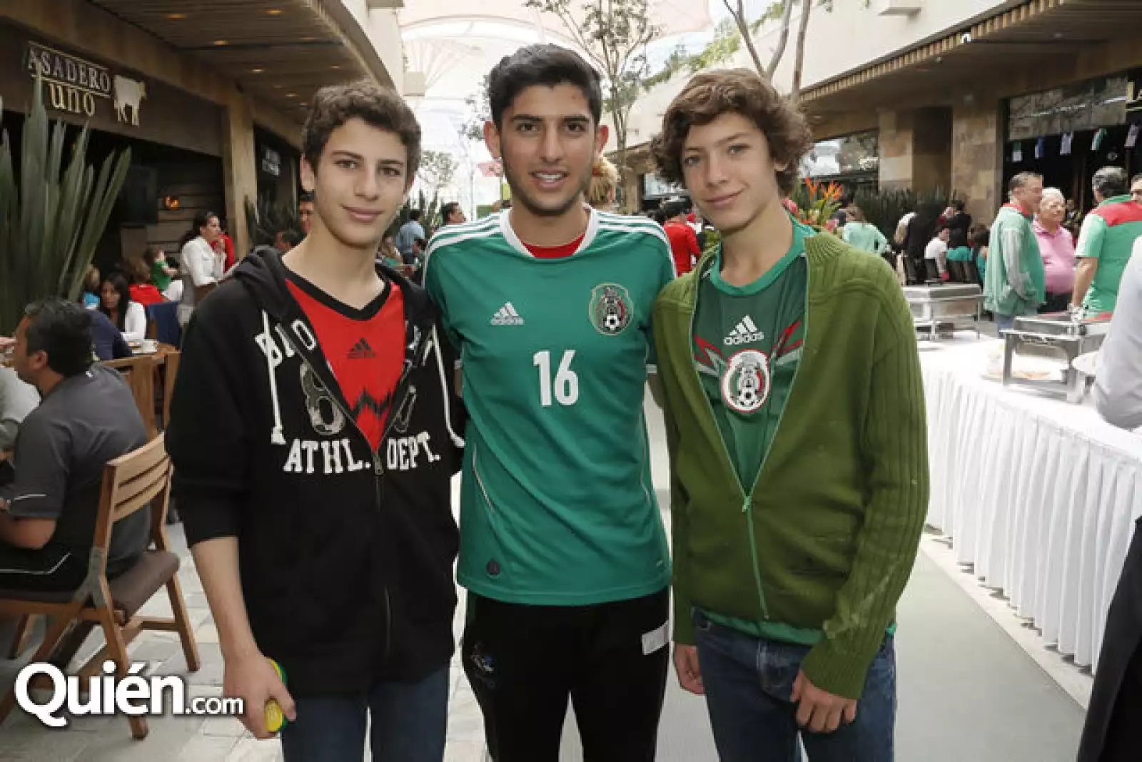 Adal Mustri,Marcos Tronlla,José Mustri