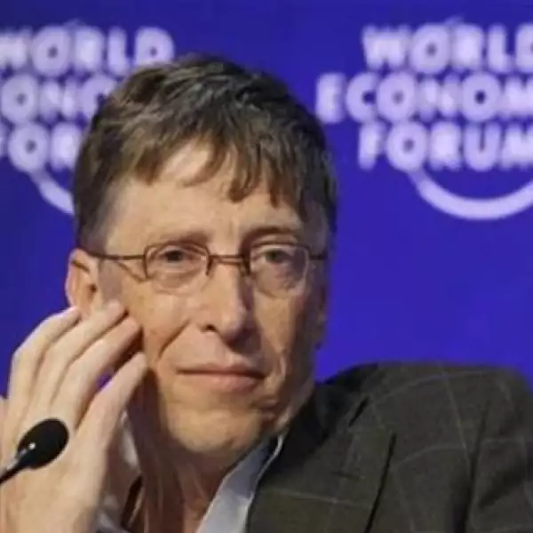 Bill Gates, quien el año pasado se encontraba el segundo lugar, recupera el primer sitio con 40,000 millones de dólares.