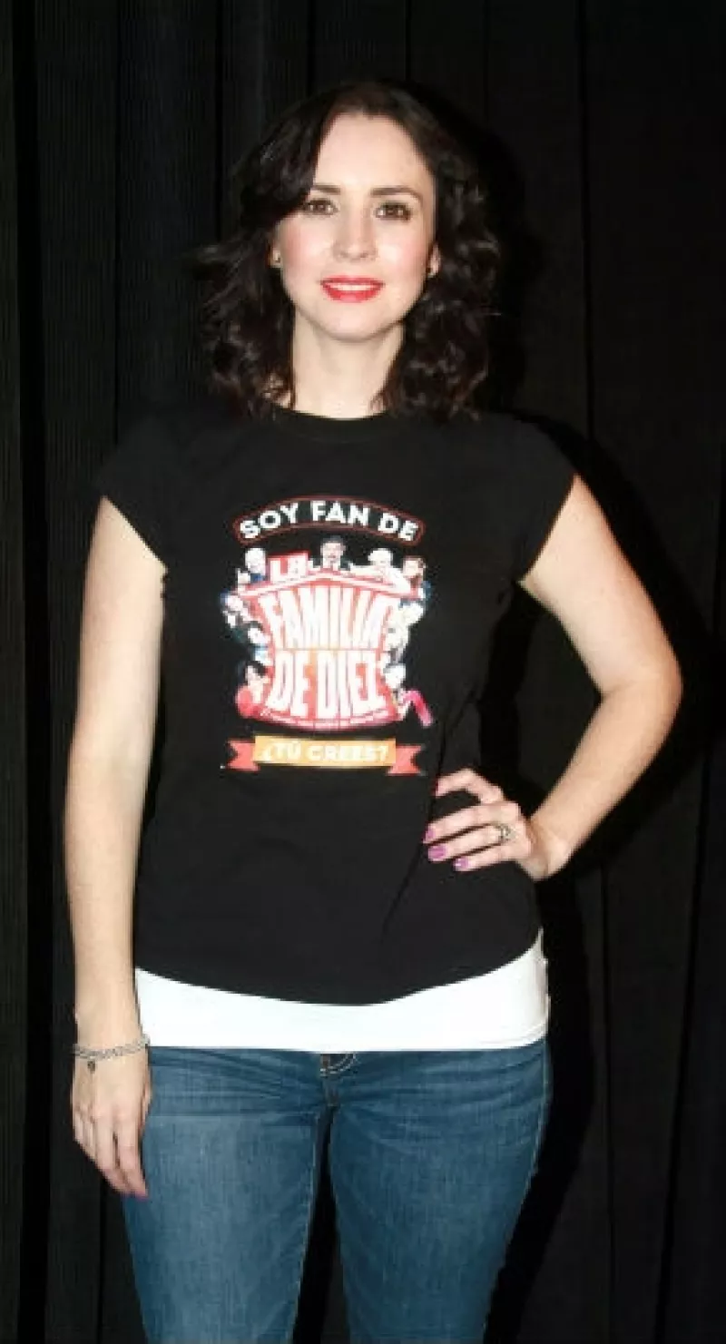 Hace siete años la serie de televisión fue un éxito que ahora regresa en un montaje con su elenco original y mucha diversión al Teatro López Tarso de la Ciudad de México.