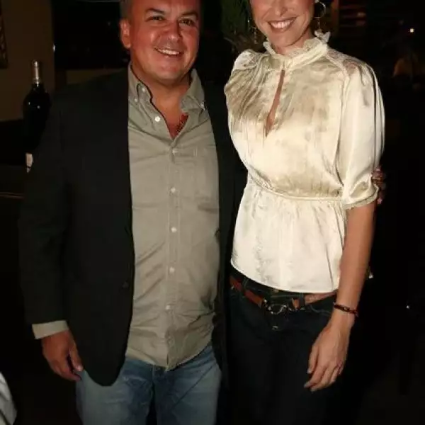 Víctor Bucardo,Xuxú