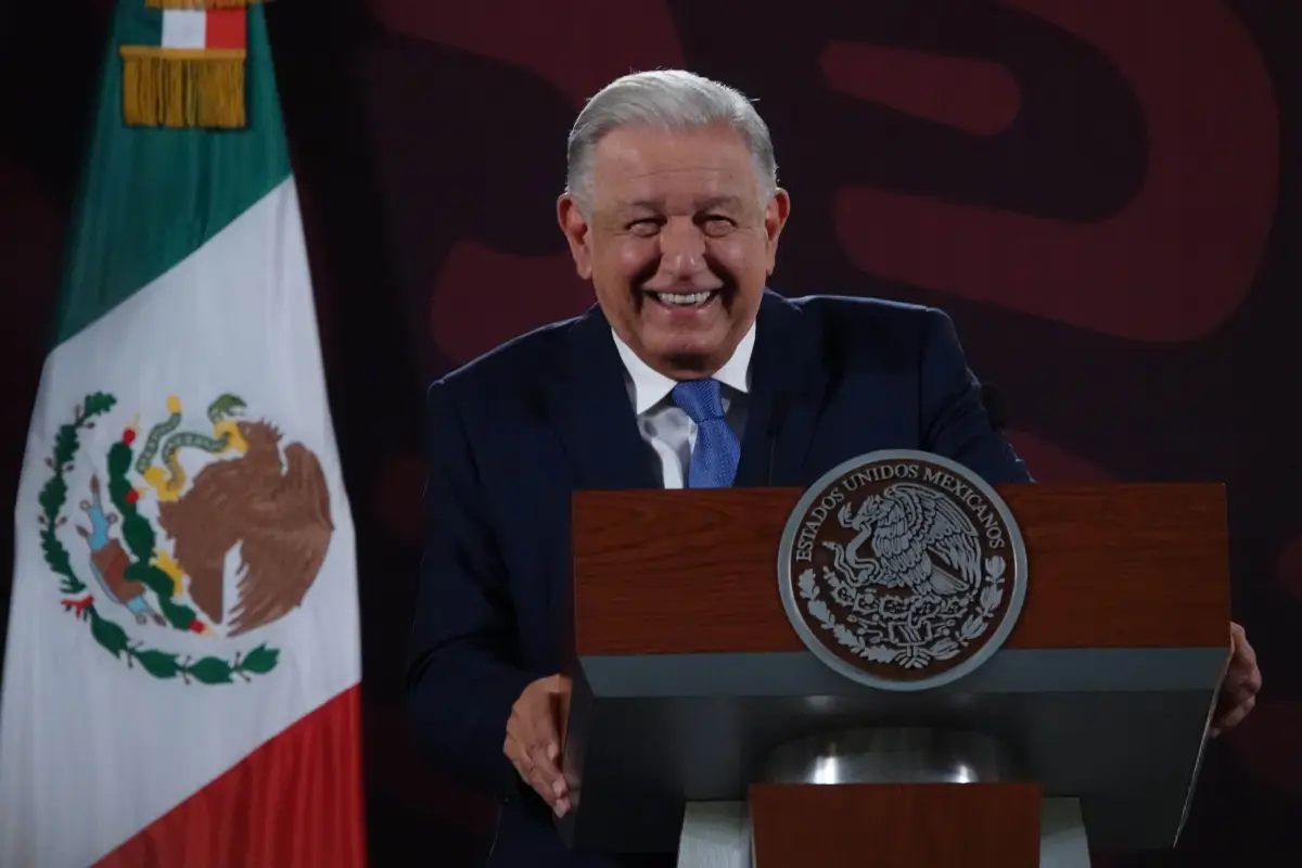 AMLO reacciona a la foto de Carlos Salinas de Gortari y Quirino: "le tengo confianza"