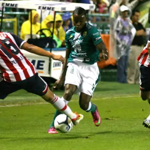 León vs Chivas1