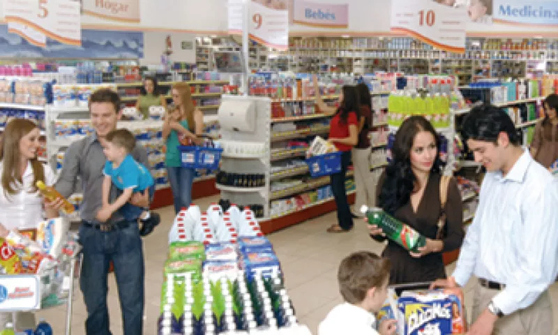 Al finalizar 2012, la compañía que emplea a cerca de 20,000 personas, operaba más de 1,000 farmacias en todo el país. (Foto tomada del sitio de internet de la empresa)
