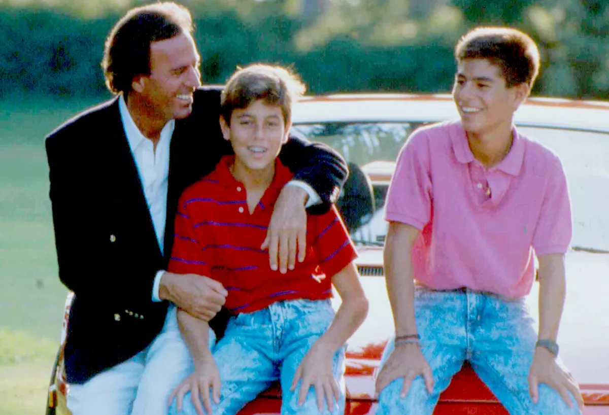 julio-iglesias-hijos