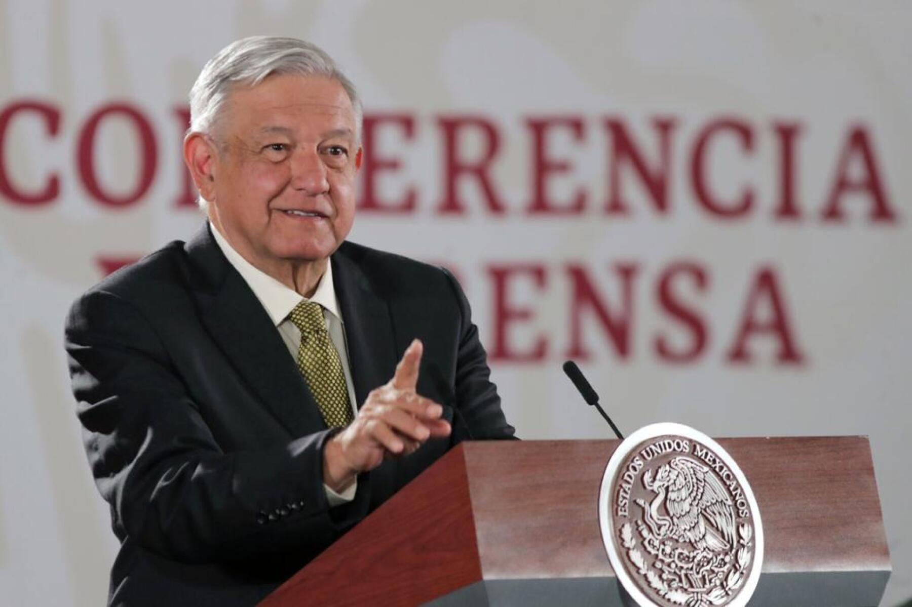 AMLO pide que “se escuche a todos” en discusión sobre outsourcing