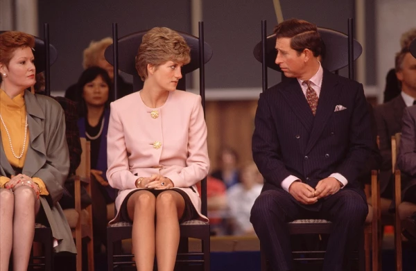 Princesa Diana y el príncipe Carlos