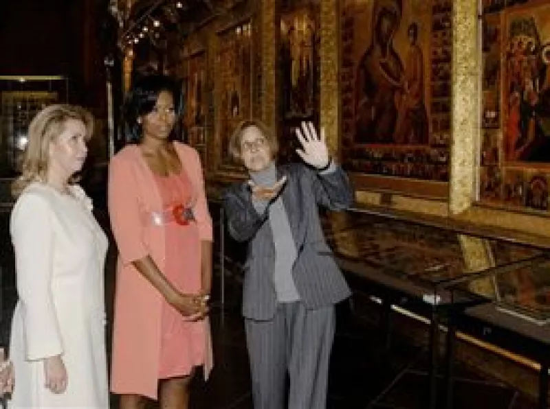 La primera dama y sus niñas conocieron el jardín de invierno y la Catedral de la Asunción, además de la Armería y la colección de diamantes