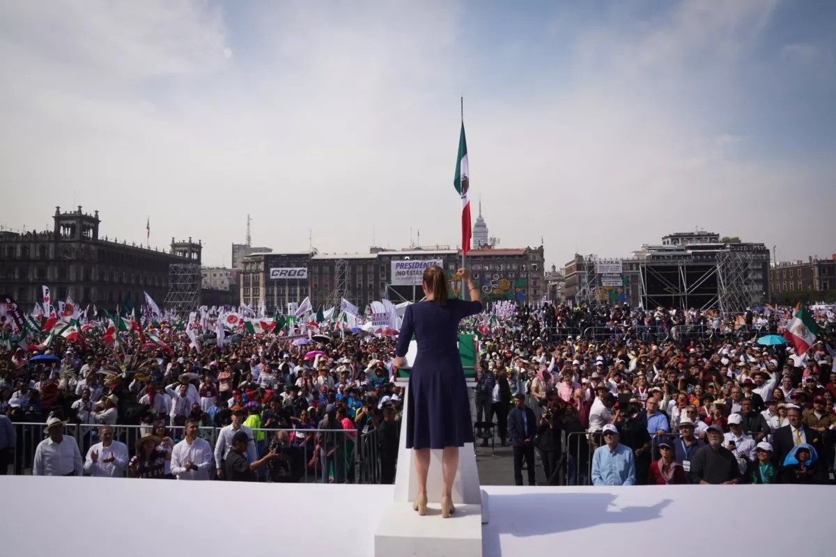 sheinbaum-zocalo-7-años.jpeg