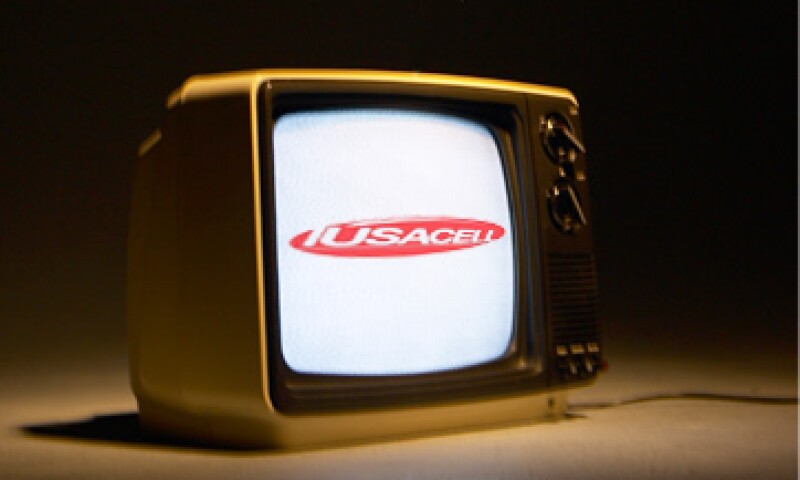 La CFC acepta que la inversión de 1,600 mdd puede generar más competencia en la telefonía móvil. (Foto: Especial)