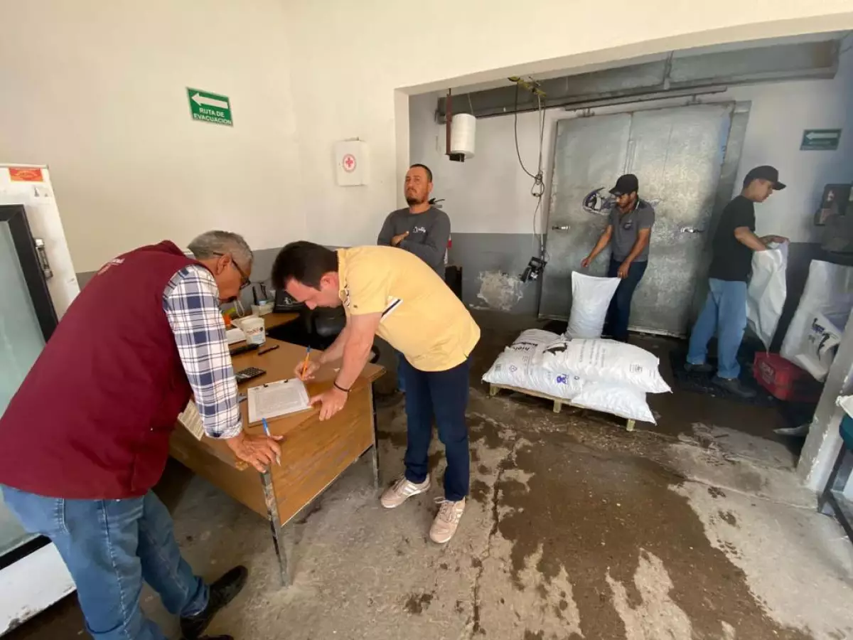 La Profeco realizó un operativo de vigilancia a embotelladoras y productores de hielo 
