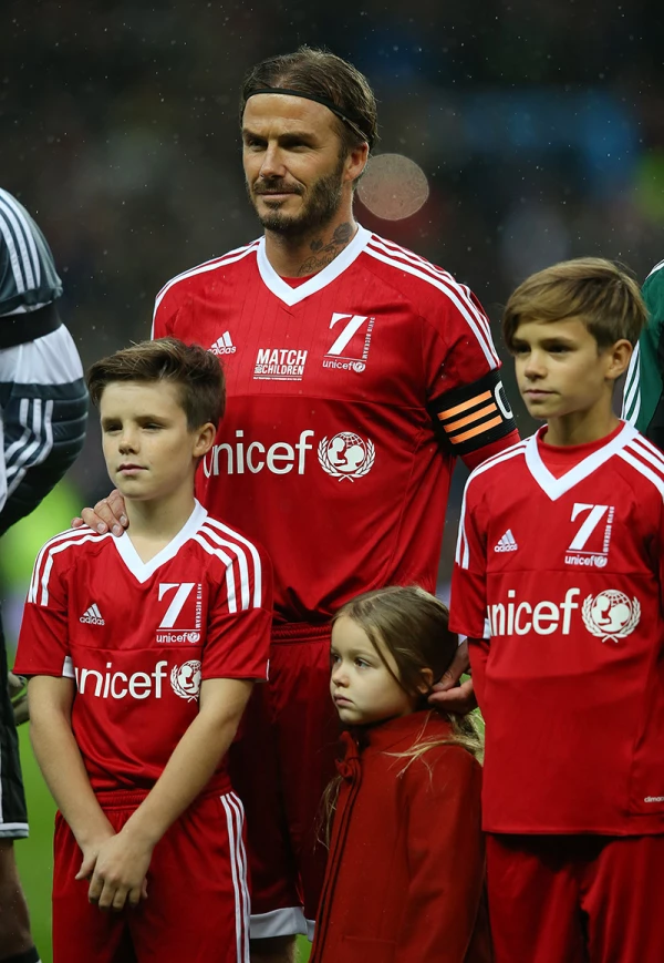 David y Victoria Bekcham hijos, Brooklyn, Romeo, Cruz, Harper