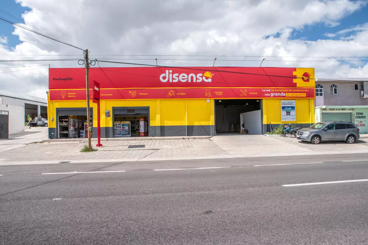 Disensa es la estrella de Holcim: eleva 20% las ventas de ferreteros en México 