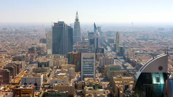 Riyadh King skyline along Fahd Road - business district, Riyadh, Saudi Arabia