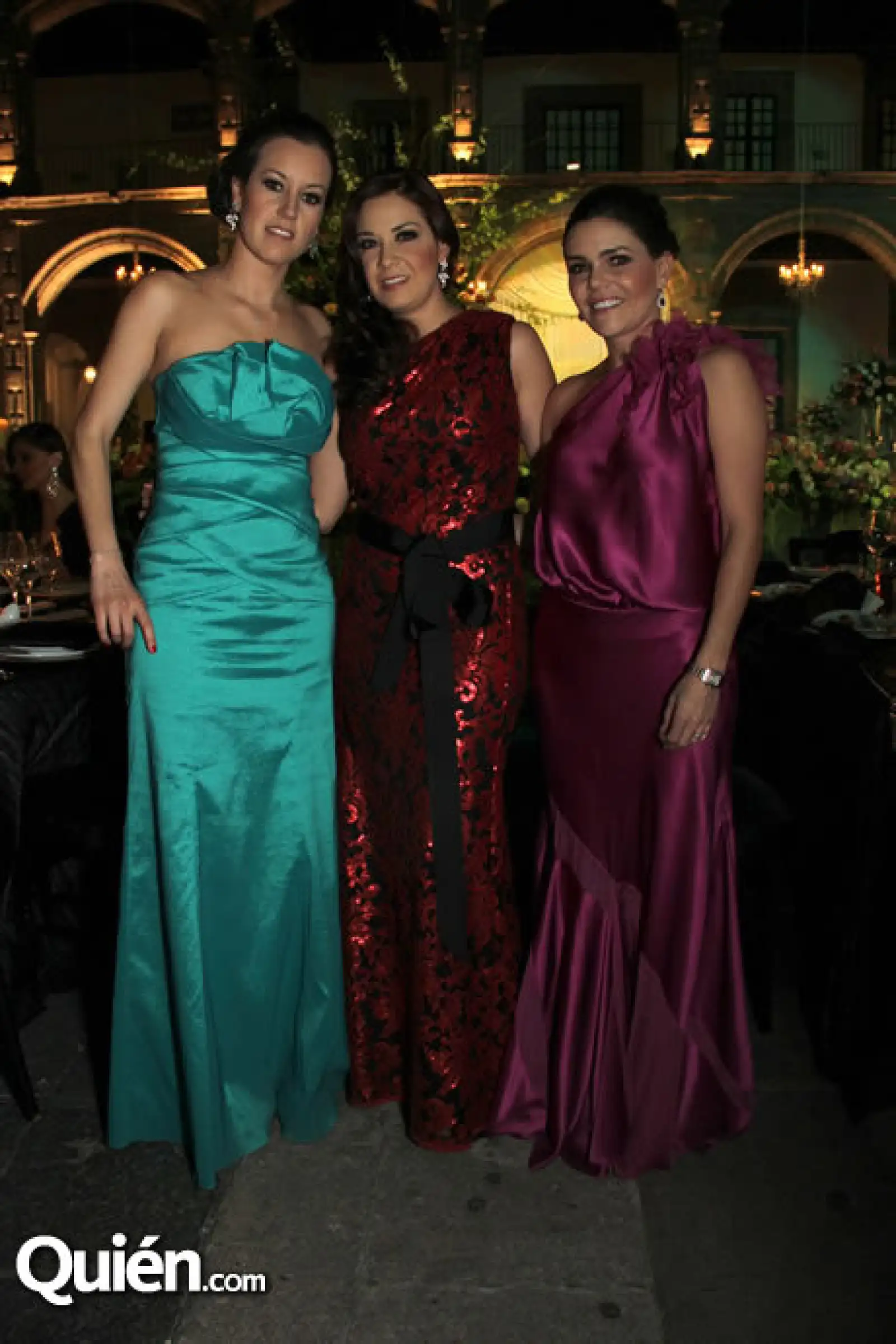 Susana Menchaco,María Amparo Arresui,Gaby Valencia