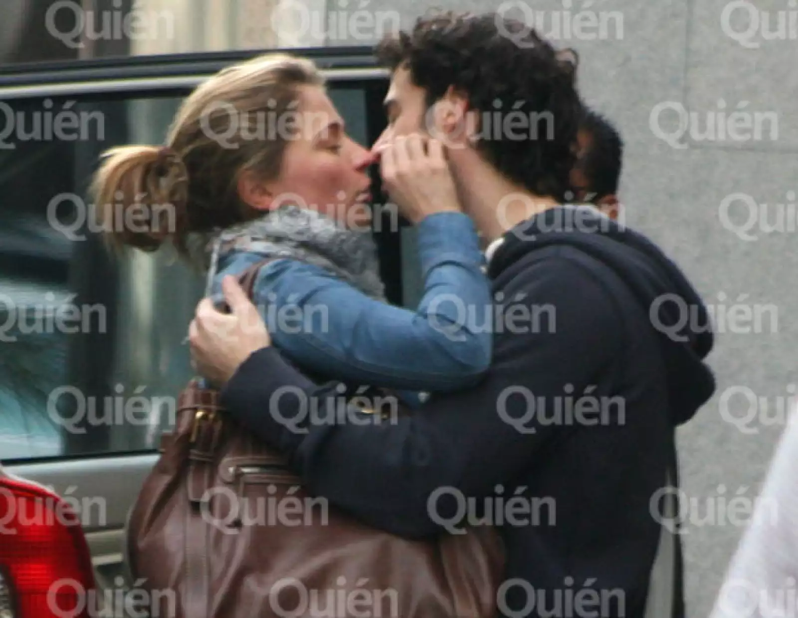 Con estas imágenes nos quedó más que claro que no hay vuelta atrás, el empresario y la actriz son felices y están muy juntitos.