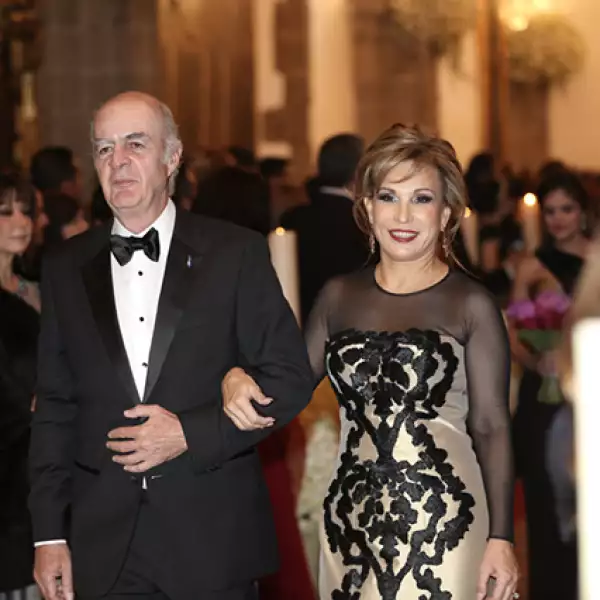 Ricardo Gómez,Maribel Longoria