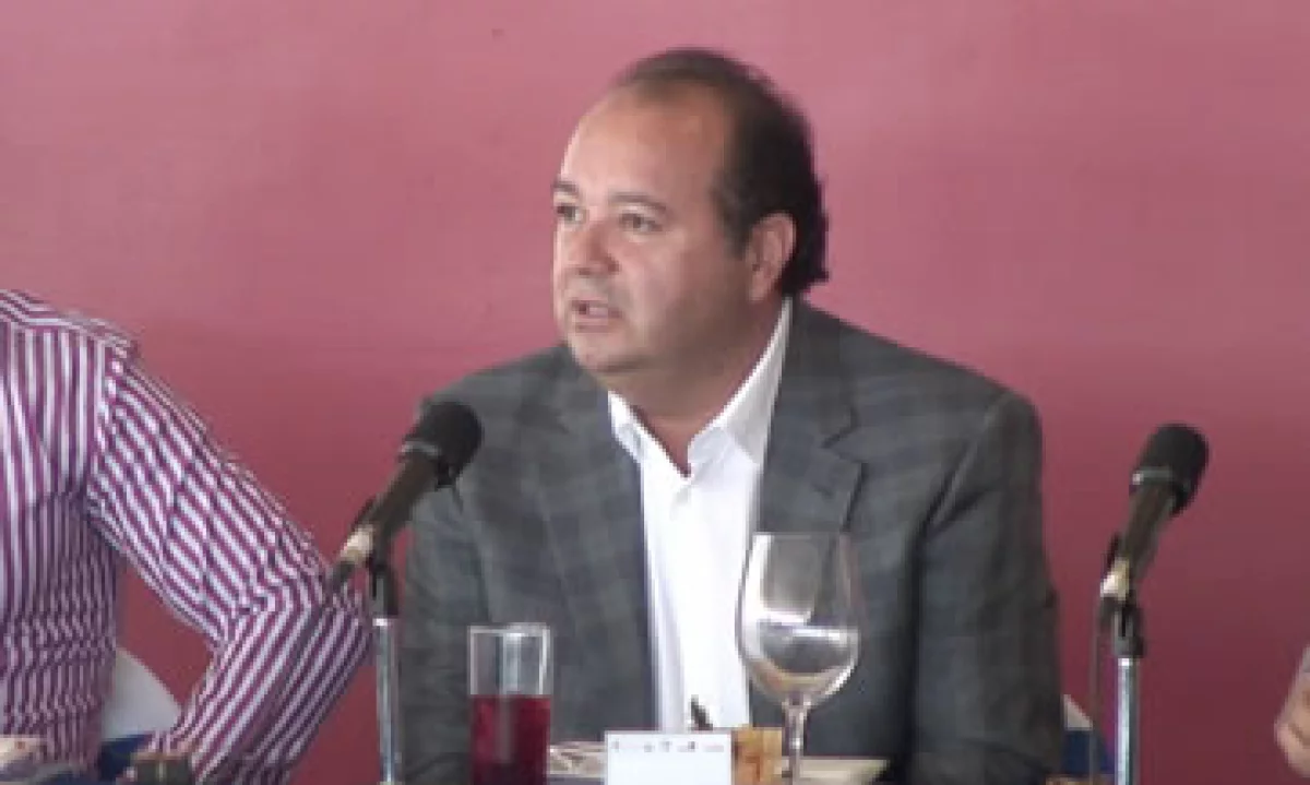 La PGR había girado una orden de localización y presentación del empresario.(instantegallos.com)