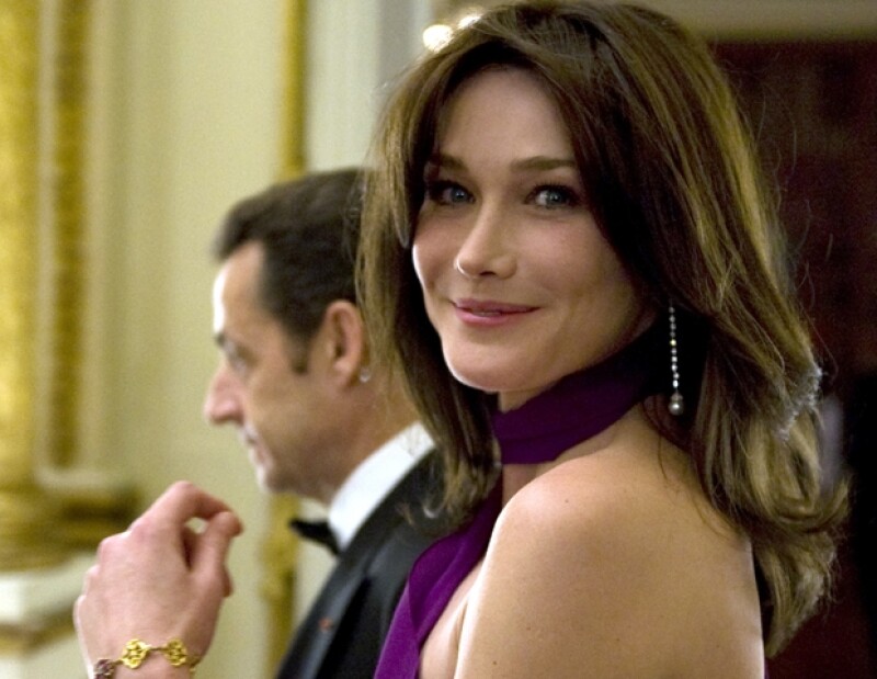La ex primera dama de Francia espera a su segundo hijo con Nicolas Sarkozy según informaron medios franceses.