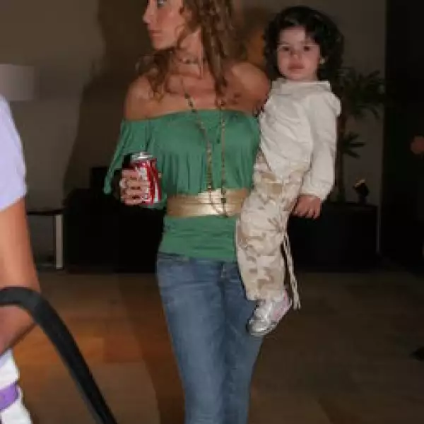 Adriana Lavat, Rafaela Márquez Lavat