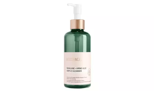 BIOSSANCE-DOBLE LIMPIEZA-PIEL-COMPLEXION-LIMPIADOR-MAQUILLAJE-SUCIEDAD-DESMAQUILLANTE.jpg