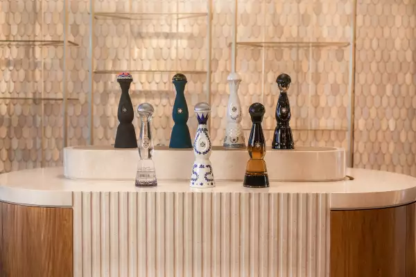 CLASE-AZUL-LOS-CABOS-TEQUILA.jpg