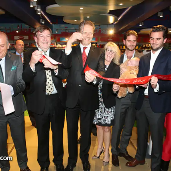 Javier Sordo Madaleno,Johan Whittingdale,Duncan Taylor,Helen Barnieh,Javier,Javier y José Juan Sordo