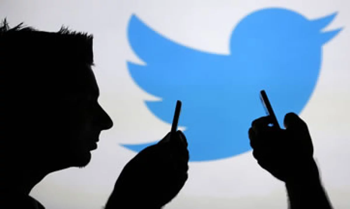 Twitter genera credibilidad, compromiso y posicionamiento de marca entre los consumidores, coinciden especialistas en publicidad digital. (Foto: Reuters)