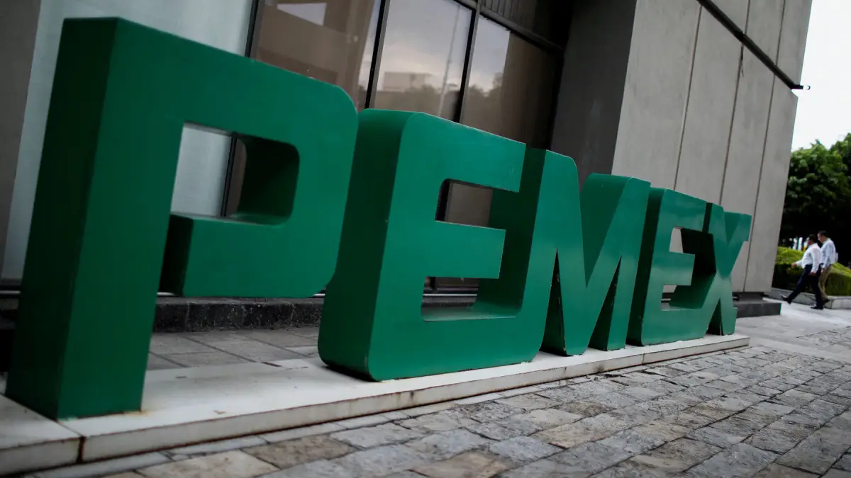 Si no es EU, será China: Pemex busca nuevos mercados para vender crudo y combustóleo
