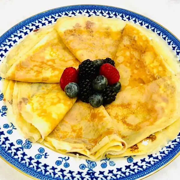 Pancakes de mermelada y crema
