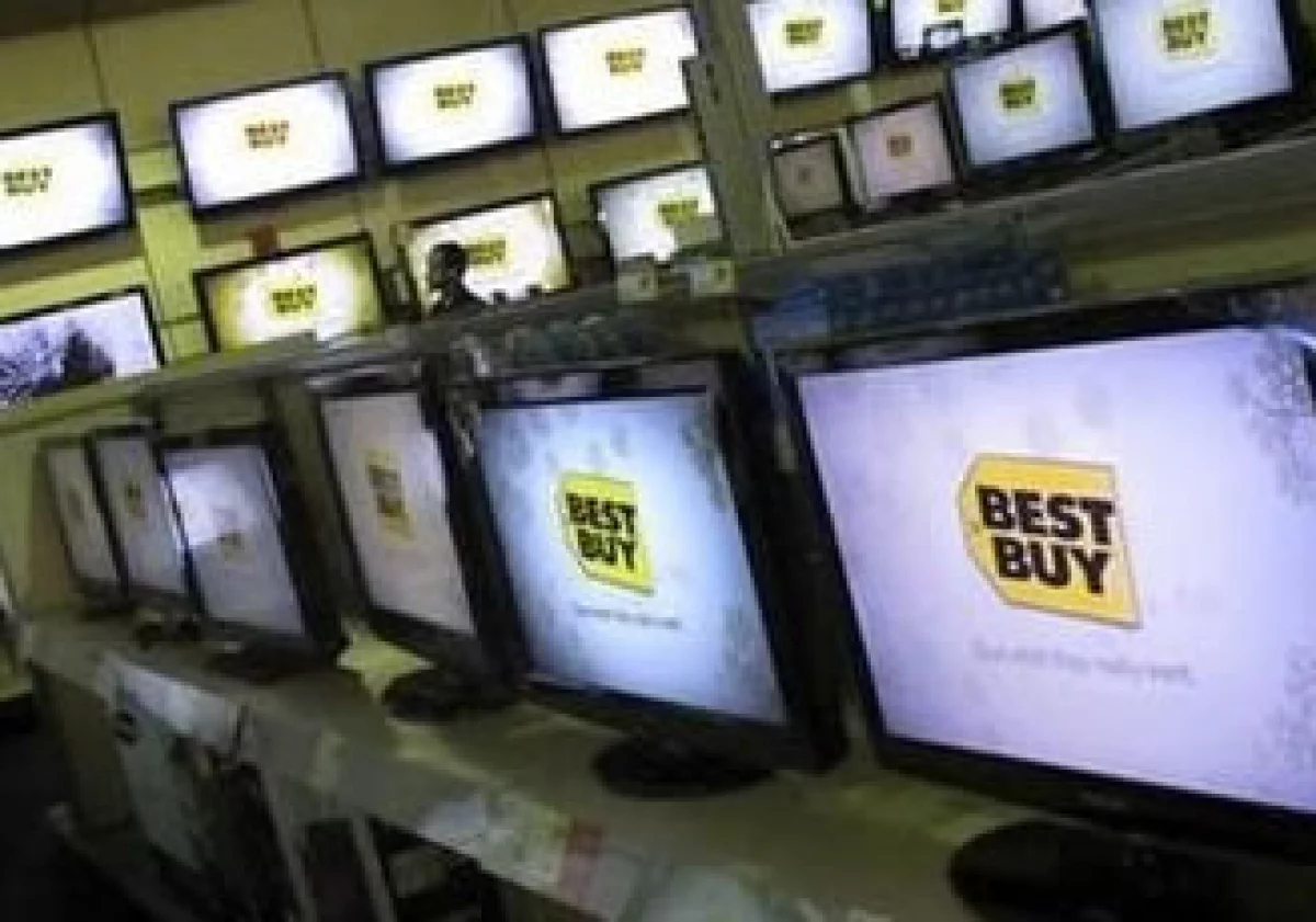 Best Buy podría necesitar cerrar algunas de sus tiendas más grandes. (Foto: Reuters)