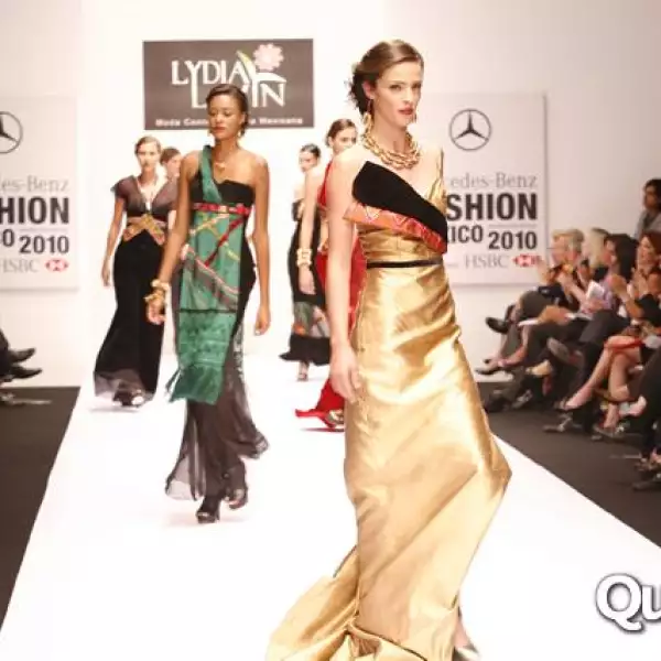 Mercedes  Benz Desfile Lydia Lavin